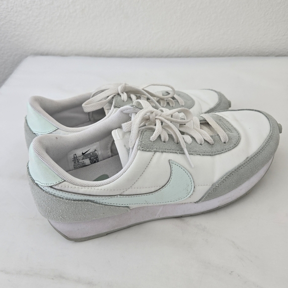 Nike Daybreak 'Barely Green' Sneakers Size 8.5 - Picture 14 of 16